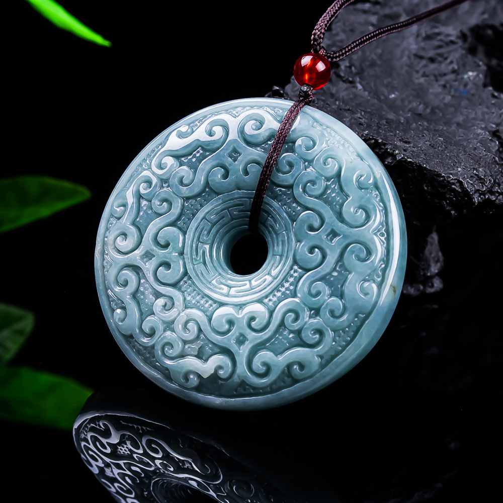 Jewelry & Watches Store - Collier pendentif fleur en jadéite birmane