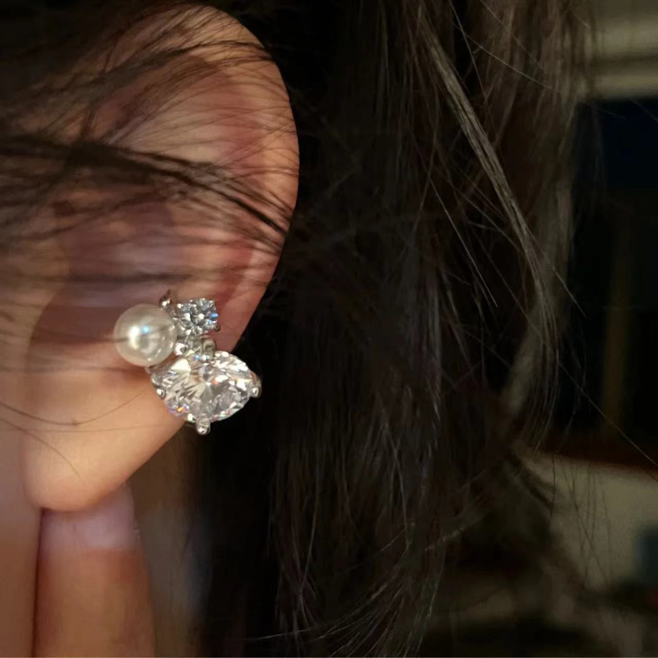 Ear Cuff No Piercing - Clip d'oreille en Zircon imitation perle