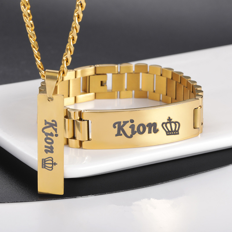 Collier personnalisé avec nom  - Engraved Name Necklace avis et prix