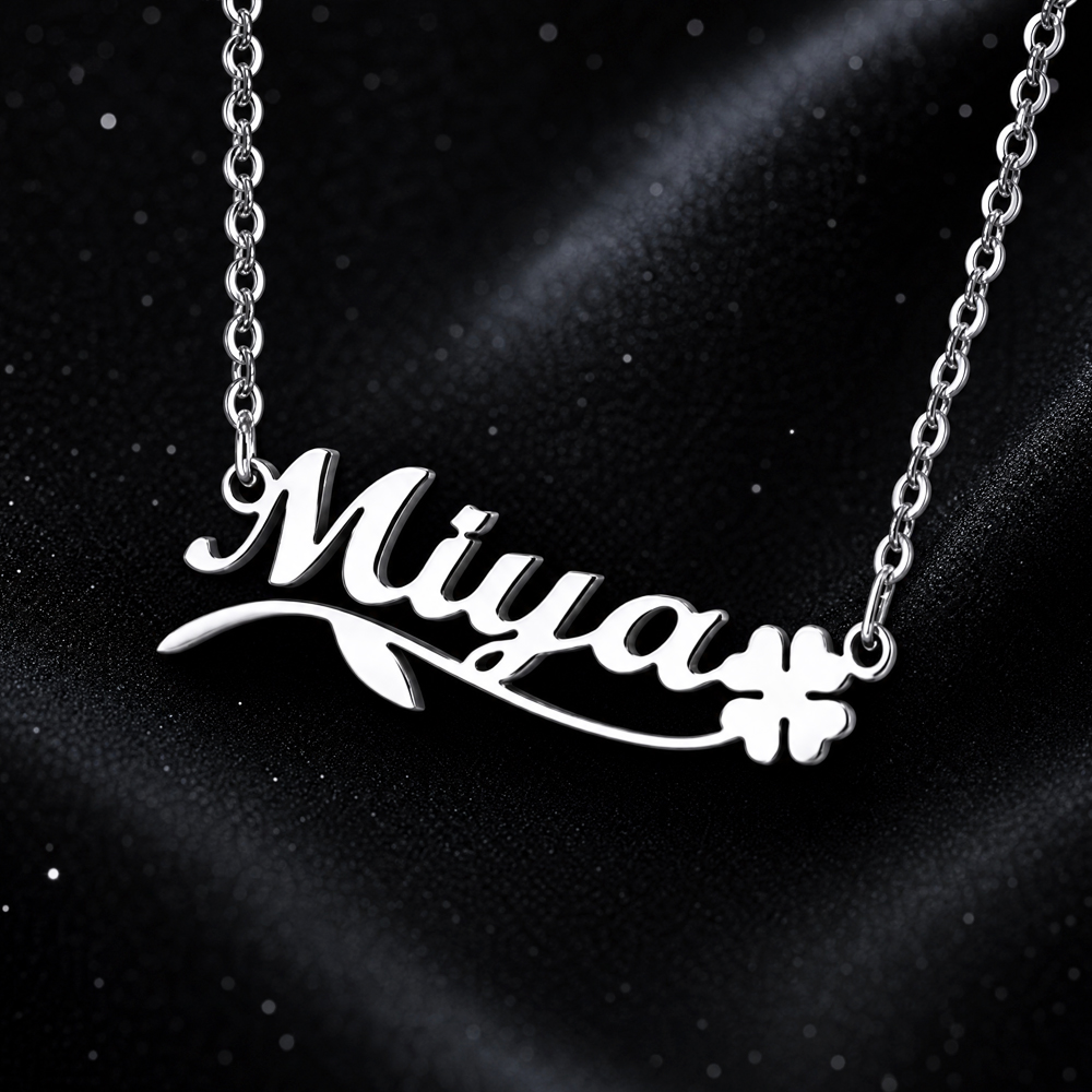 Collier personnalisé avec nom  - Engraved Name Necklace avis et prix